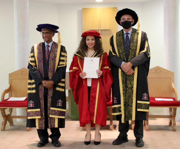 Graduate, VC and Deputy VC standing together